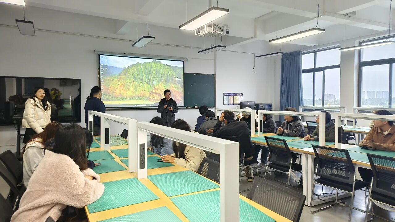 11.21 设计艺术学院实验室消防演练1