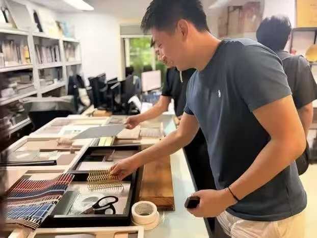 访企问需探新路 AI赋能促教学——设计艺术学院环境设计专业赴上意艺术设计有限公司调研交流 (3)