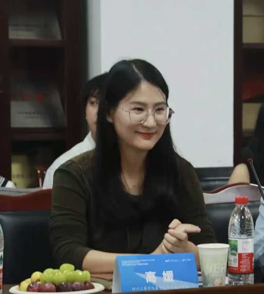 设计艺术学院受邀参加四川创意设计企业产教融合恳谈会 (3) 设计艺术学院受邀参加四川创意设计企业产教融合恳谈会 (3)