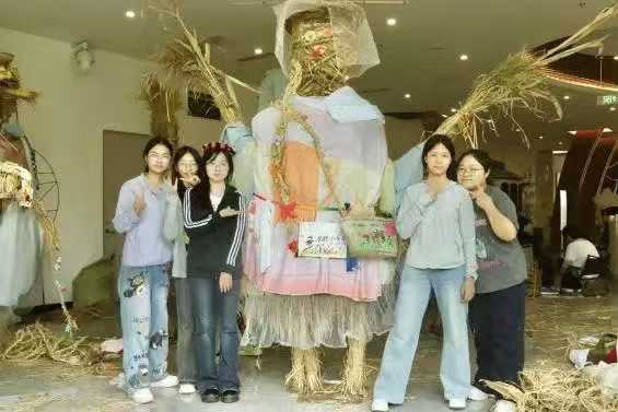 产教融合育新苗 大地艺境启匠心｜设计艺术学院携手知名艺术家开展乡村美育共创实践教学 (5)