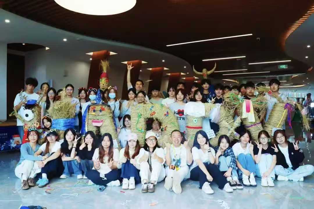 产教融合育新苗 大地艺境启匠心｜设计艺术学院携手知名艺术家开展乡村美育共创实践教学 (6)
