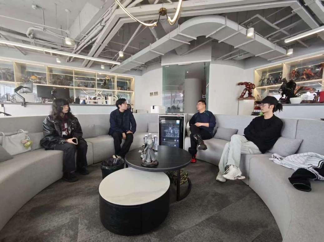 我院教师赴成都赤轮公司开展访企拓岗专题调研 深化产教融合助力数字媒体艺术专业人才培养1