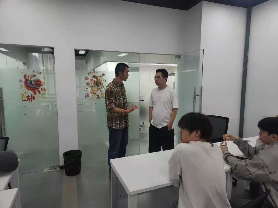 回访促深化 合作启新程——设计艺术学院赴成都黑格子科技有限公司开展校企合作回访调研 (1) 回访促深化 合作启新程——设计艺术学院赴成都黑格子科技有限公司开展校企合作回访调研 (1)