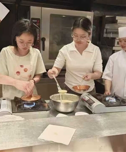 从课堂到企业现场：设计艺术学院开展 “手艺磨匠心，细节见精神”主题实践教学