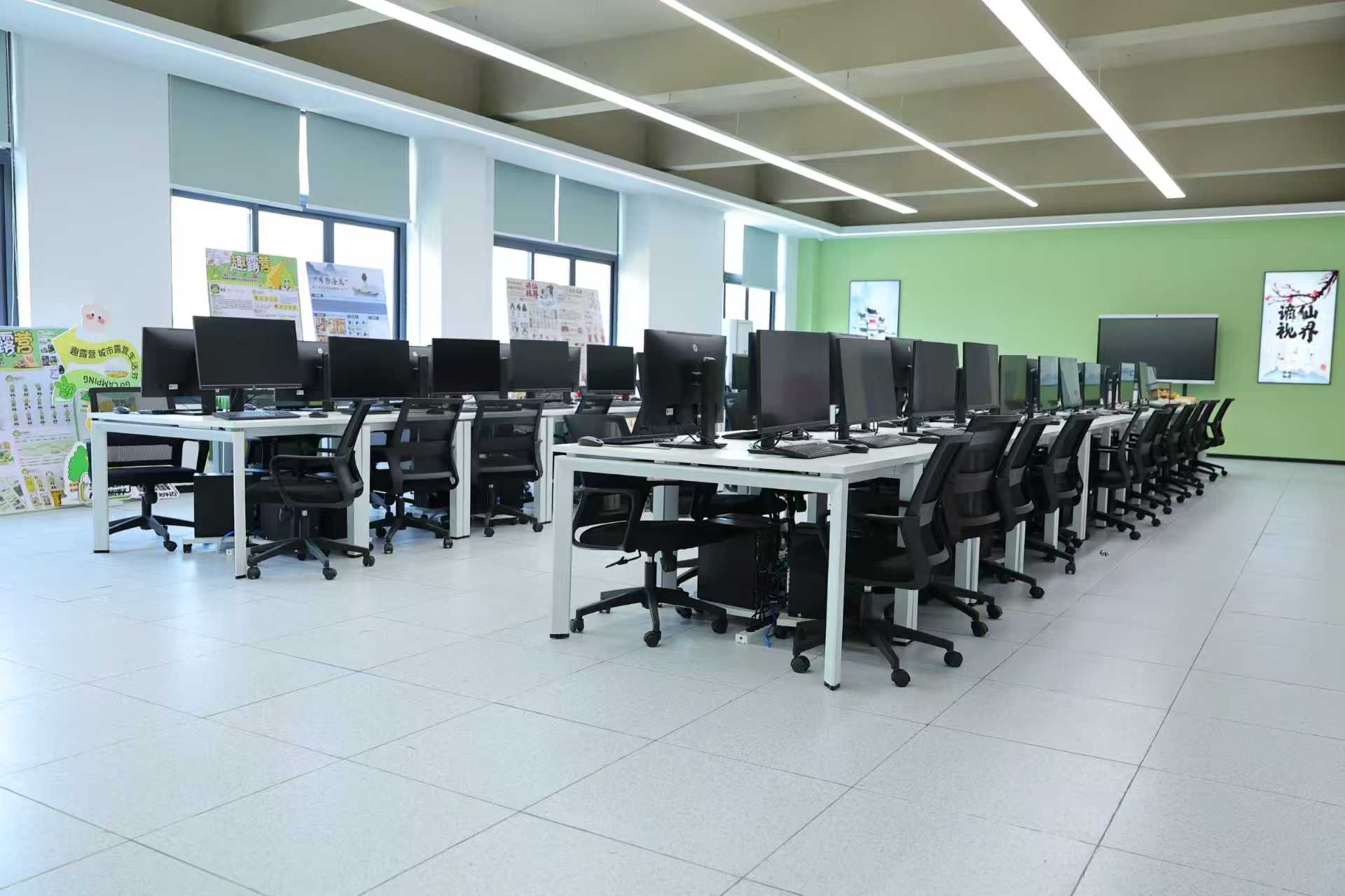 A3205 (2)