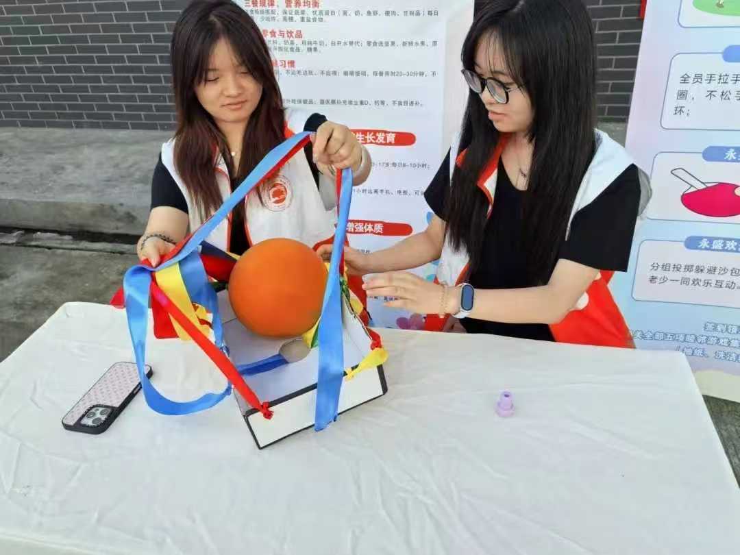 设计艺术学院志愿者赴永盛村开展乡村游园志愿服务 (1) 设计艺术学院志愿者赴永盛村开展乡村游园志愿服务 (1)