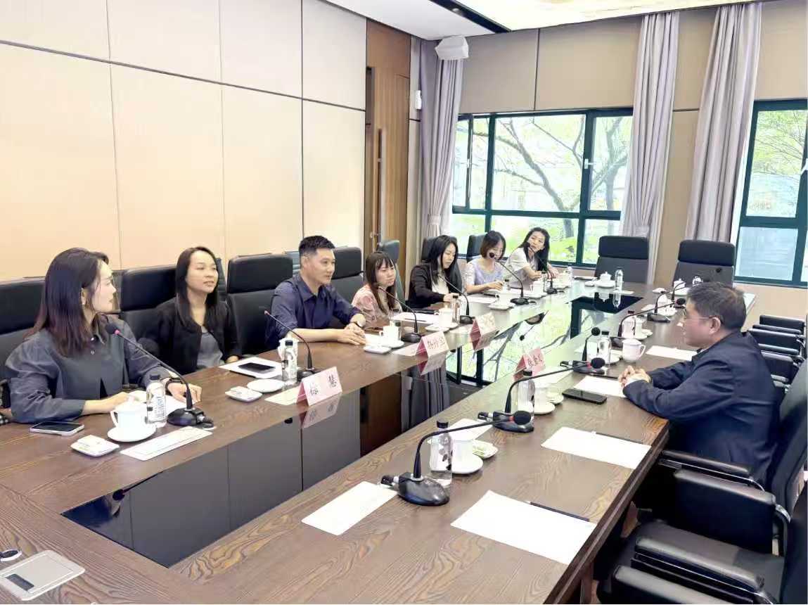 设计艺术学院与宝山村共商实践教学深度合作——校企携手打造“真题真做”育人平台 (4)
