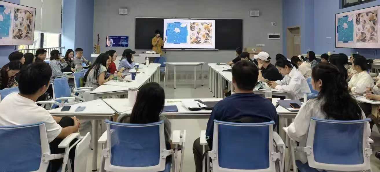 【职引未来】对话黑蚁董事长傅冰:AI时代的设计师靠什么不被淘汰? (4) 【职引未来】对话黑蚁董事长傅冰:AI时代的设计师靠什么不被淘汰? (4)